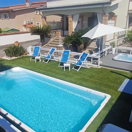 Alloggi Turistici Con Piscina Palestra Jacuzzi Sauna Anzio Luaran gambar