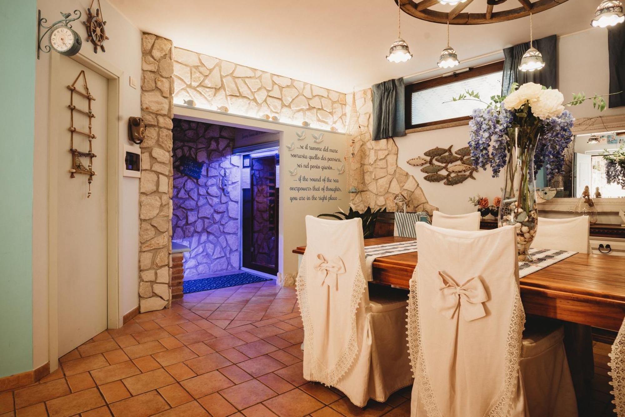 Alloggi Turistici Con Piscina Palestra Jacuzzi Sauna Anzio Luaran gambar