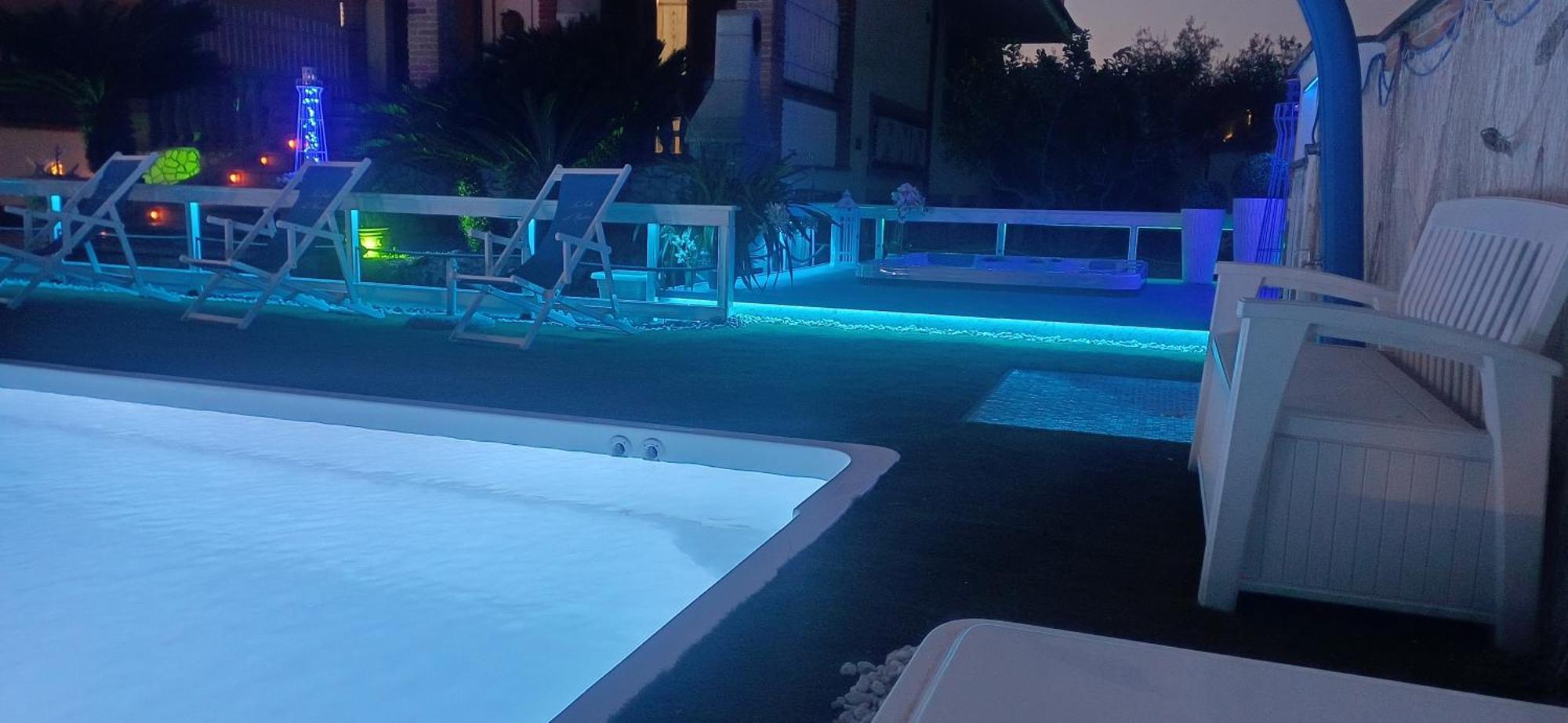 Alloggi Turistici Con Piscina Palestra Jacuzzi Sauna Anzio Luaran gambar