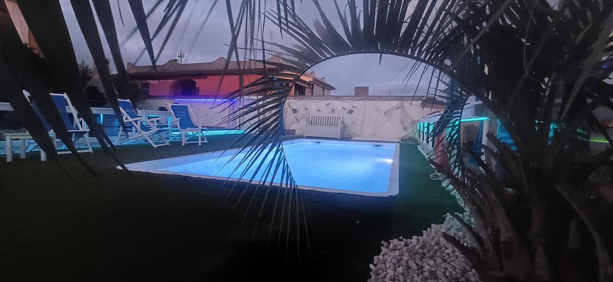 Alloggi Turistici Con Piscina Palestra Jacuzzi Sauna Anzio Luaran gambar