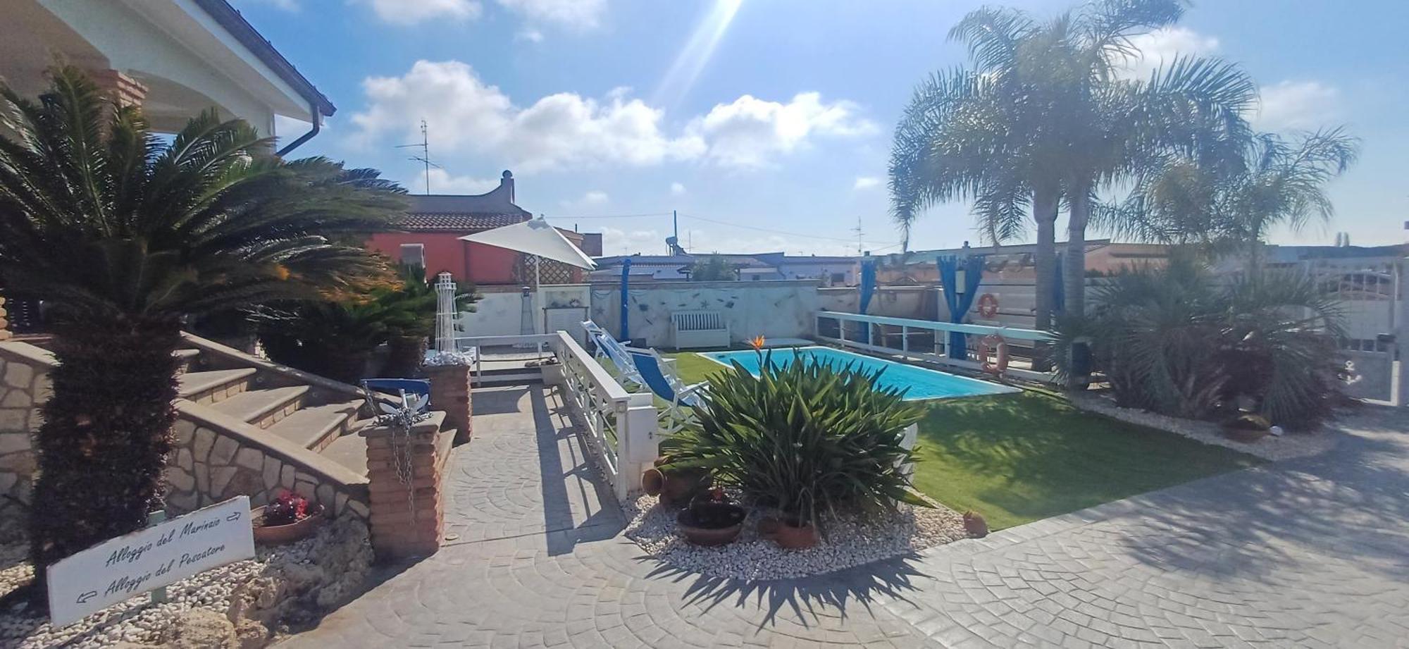 Alloggi Turistici Con Piscina Palestra Jacuzzi Sauna Anzio Luaran gambar